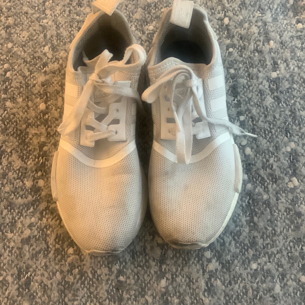 White Adidas NMD’s